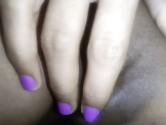 Step-step-sister's Indian twat gets fingerblasted and drained to climax