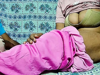 Dewar and Indian Bhabhi in a super-naughty Indian dasi party in the bedroom