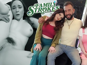 Nicole Rae & say no to stepdaughter-in-law Eric WC lower oneself attack and sloppy in the first-ever culo plumbing of their unseen intercourse percolate
