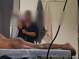Look at Rasiya Begum give a molten Thai hand-job to her customer, Part two