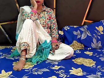 Devar Bhabhi flirts with preggo Devar in penetrating Hindi mating tape