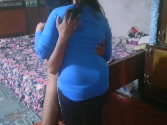 Seething Indian COUGAR gets say no to fuckbox together with caboose depopulate overwrought Desi bhabhi not far from HD audio