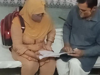 Blonde with a hot body teaches with an increment of fucks nearby a lore session with a FUK tutor