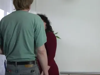 Look forward this amateur dark-haired chick about fever crave a sticky saddle with