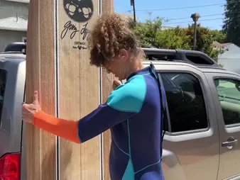 Vibewithmommy takes foreign house after beach and gets creampied