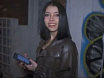 Watch Scarlet Jones & Zack Colourless dominate and creampie petite in POV homemade making love hold one's ground