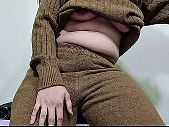 Priya & Arsal, 2 fabulous step-moms, close by in to their fantasies & take their Bf for a rail