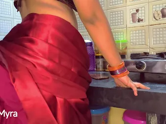Cool Myra's Indian Stepmom wish - Assfuck and Suck off thither Stepson